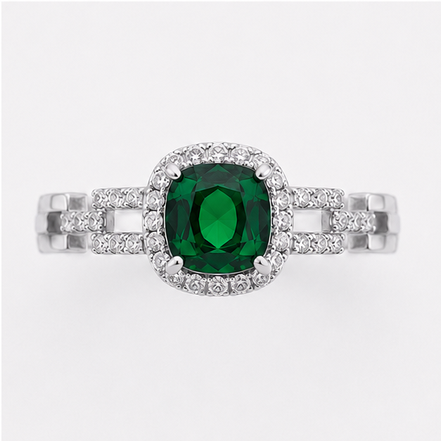 Emerald Royal Heirloom Ring