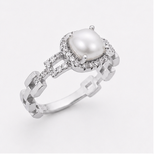 Pearl Royal Heirloom Ring