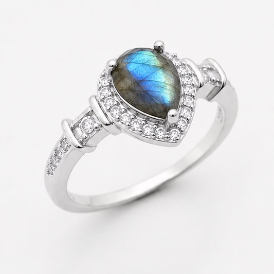 Labradorite Luna Empress Ring