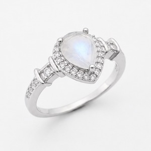 Moonstone Luna Empress Ring