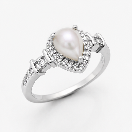 Pearl Luna Empress Ring